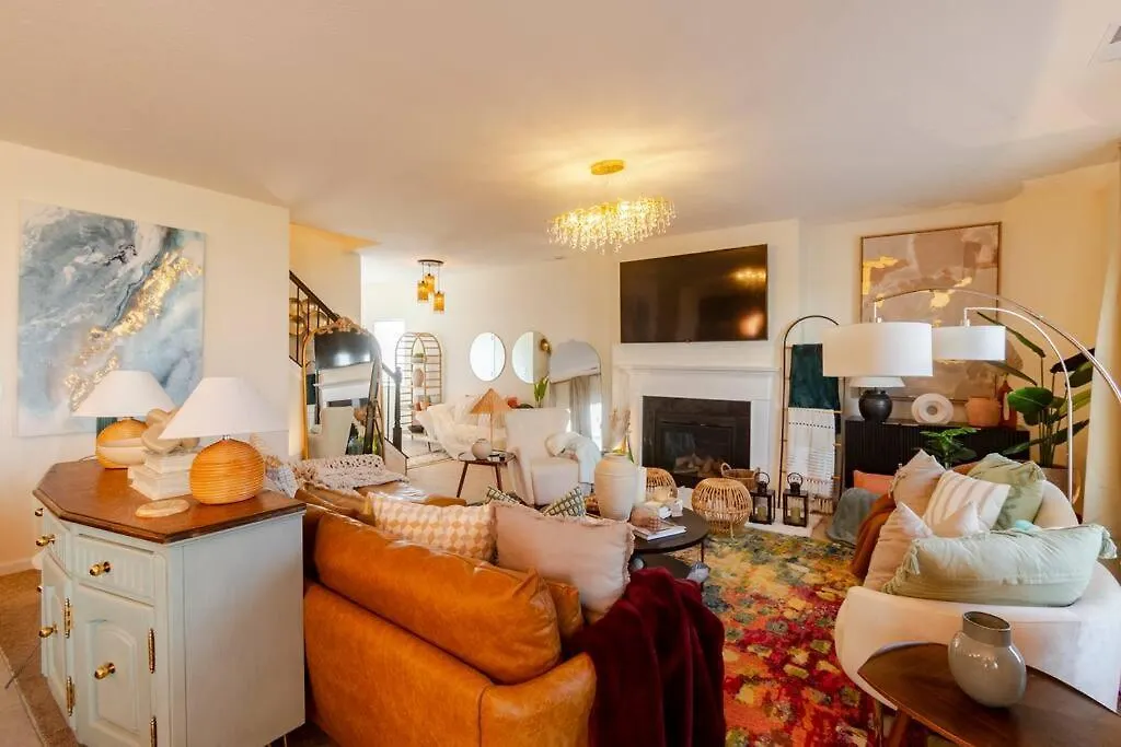 Luxury Beautiful Spacious Retreat Getaway Columbus